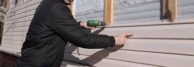 How To Choose The Right Materials for Your Siding Installation in 'Dellwood, MN